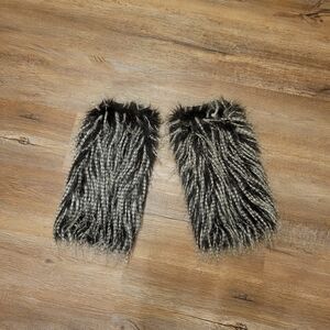 Faux Fur Leg Warmers in Black and Gray